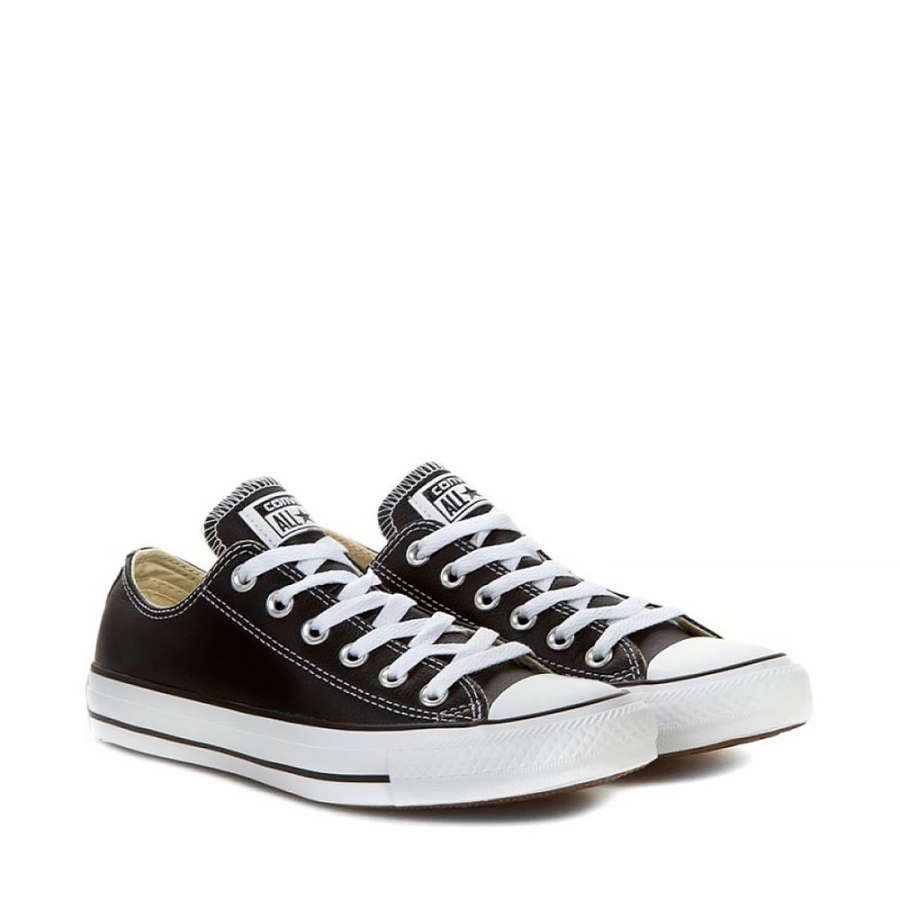 chuck-taylor-all-star-leather