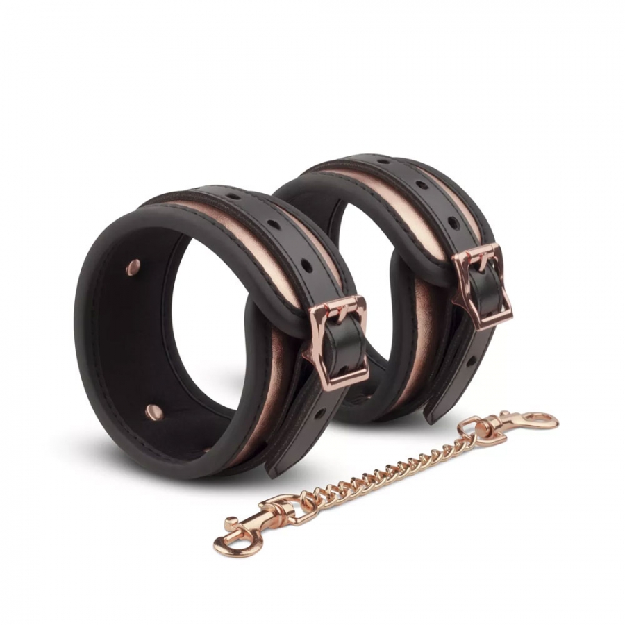 set-nouveau-bdsm-or-rose