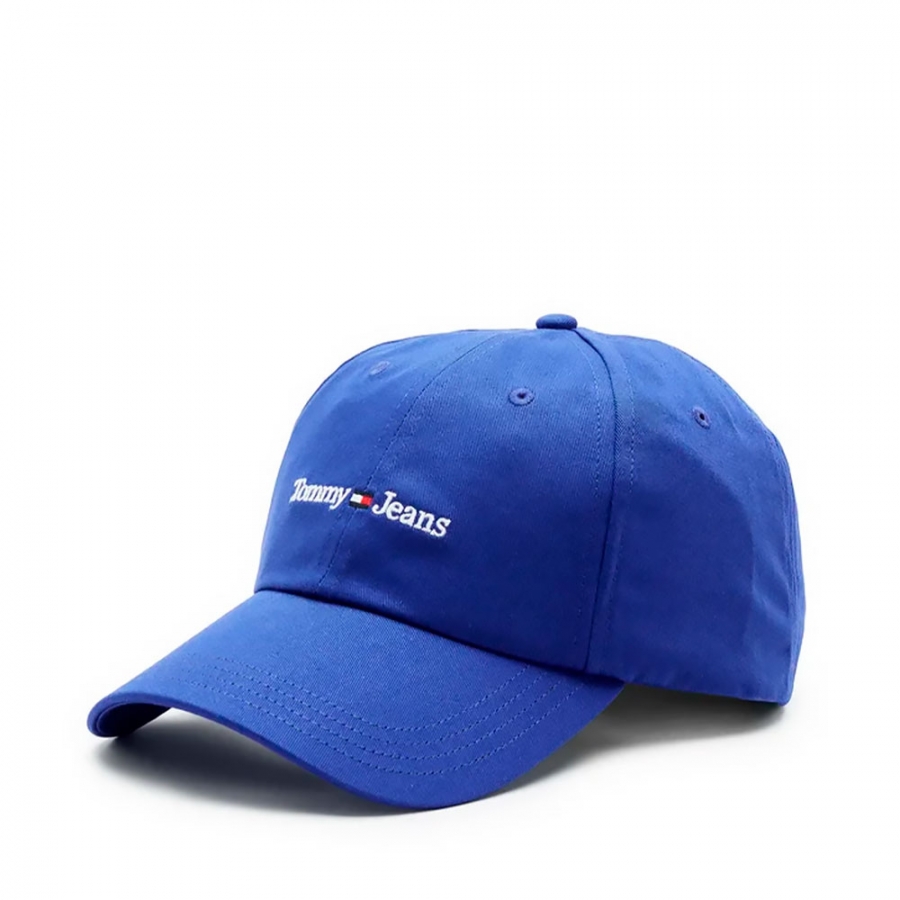 baseball-cap-with-embroidered-logo