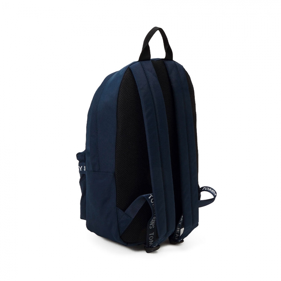 mochila-essential-dome