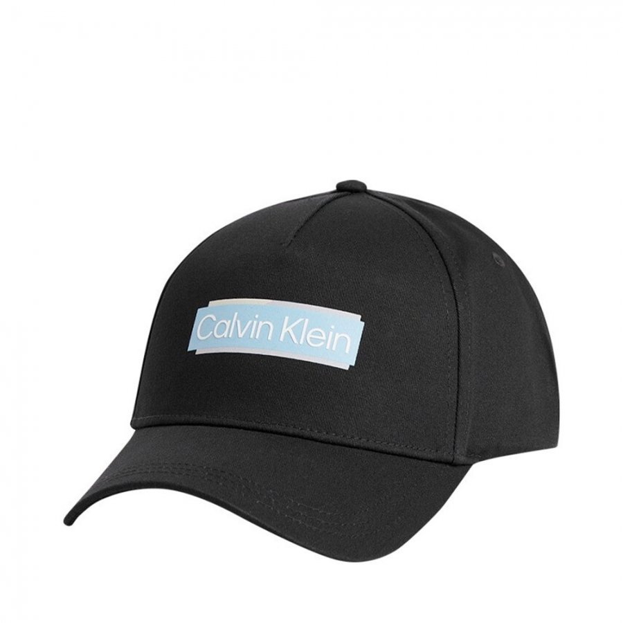 casquette-avec-logo-couche-bax