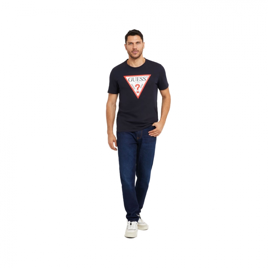 t-shirt-a-logo-triangulaire