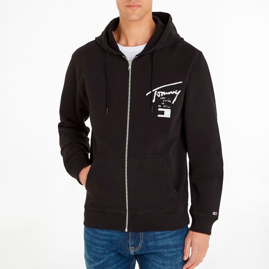 sweatshirt-mit-spruhfarb-logo