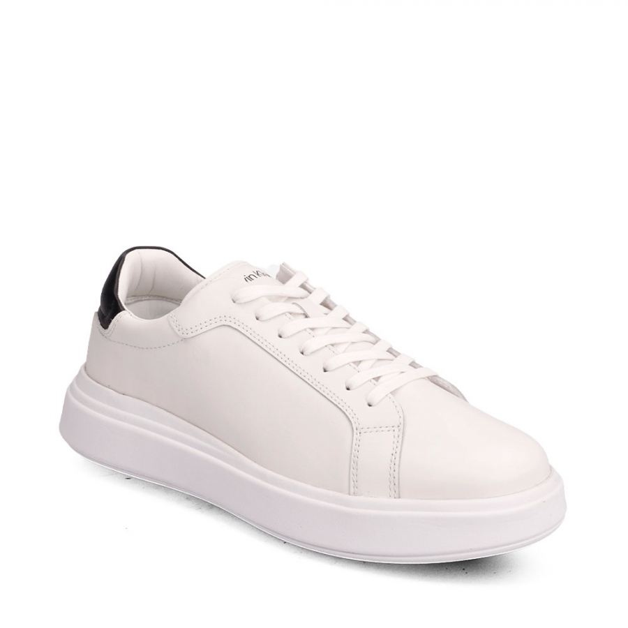 sneakers-basse-in-pelle-con-lacci