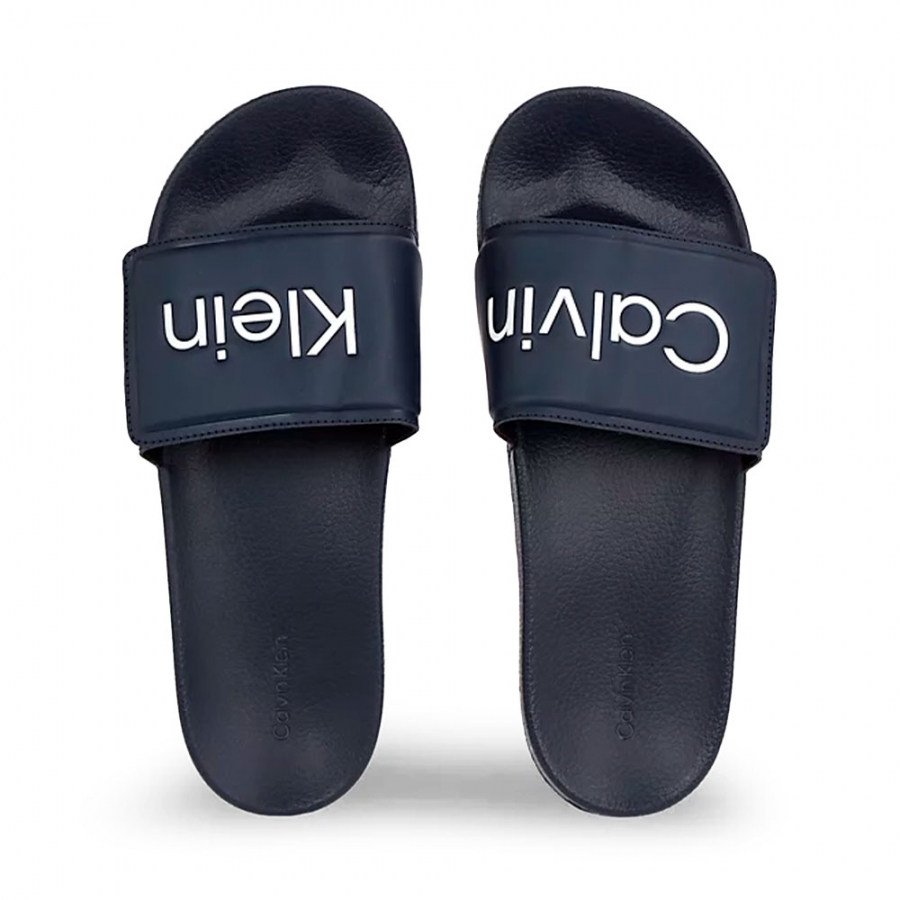 chanclas-con-logo