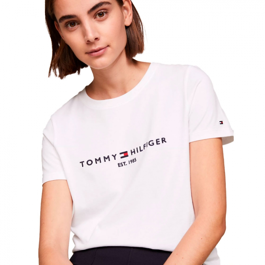 t-shirt-aus-bio-baumwolle-mit-logo