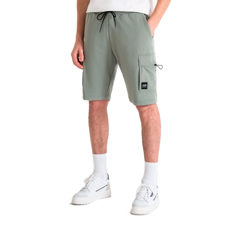 regular-fit-patch-logato-shorts