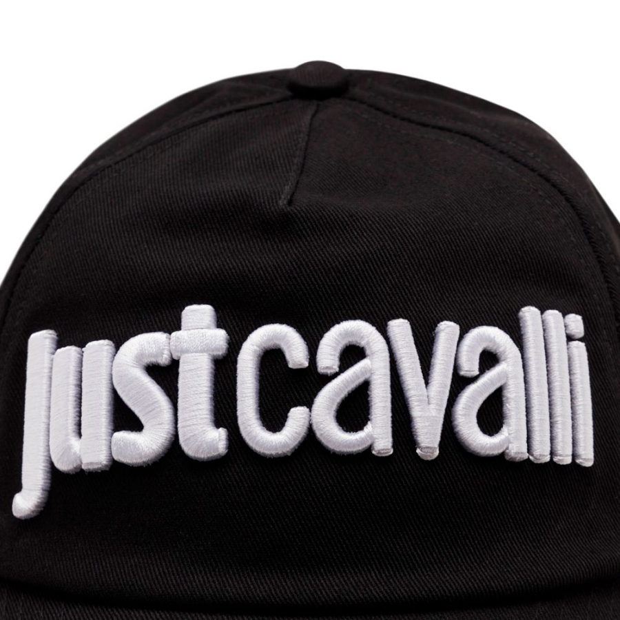 casquette-avec-logo-brode-3d-up