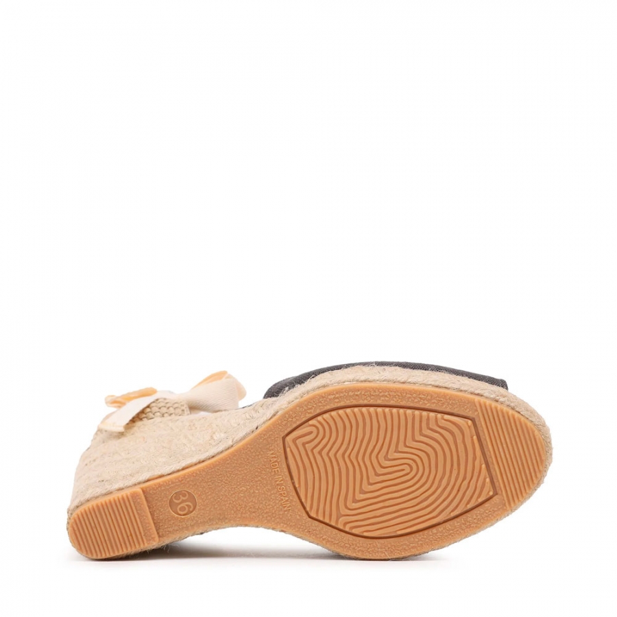 sandalias-espadrille-com-cunha-de-juta-de-buriti