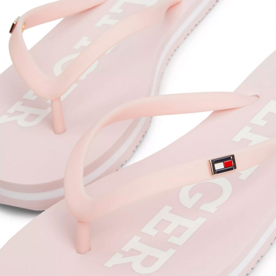 flip-flops-with-enamel-logo