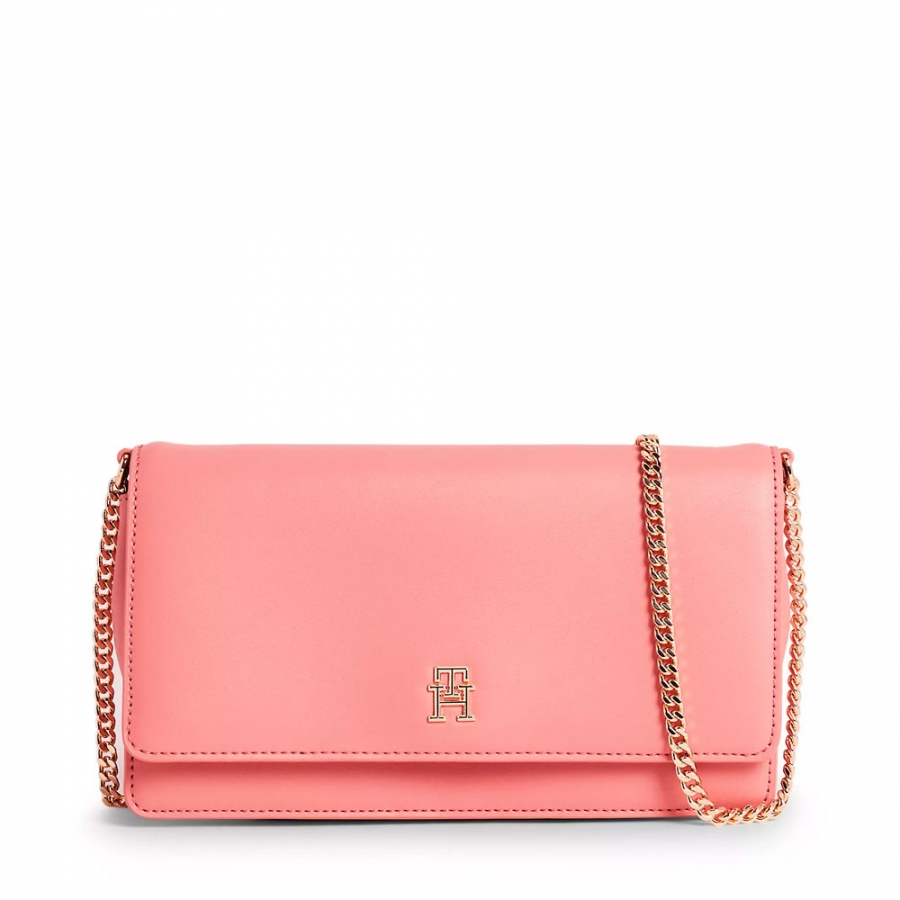 crossbody-bag-with-flap-and-chain