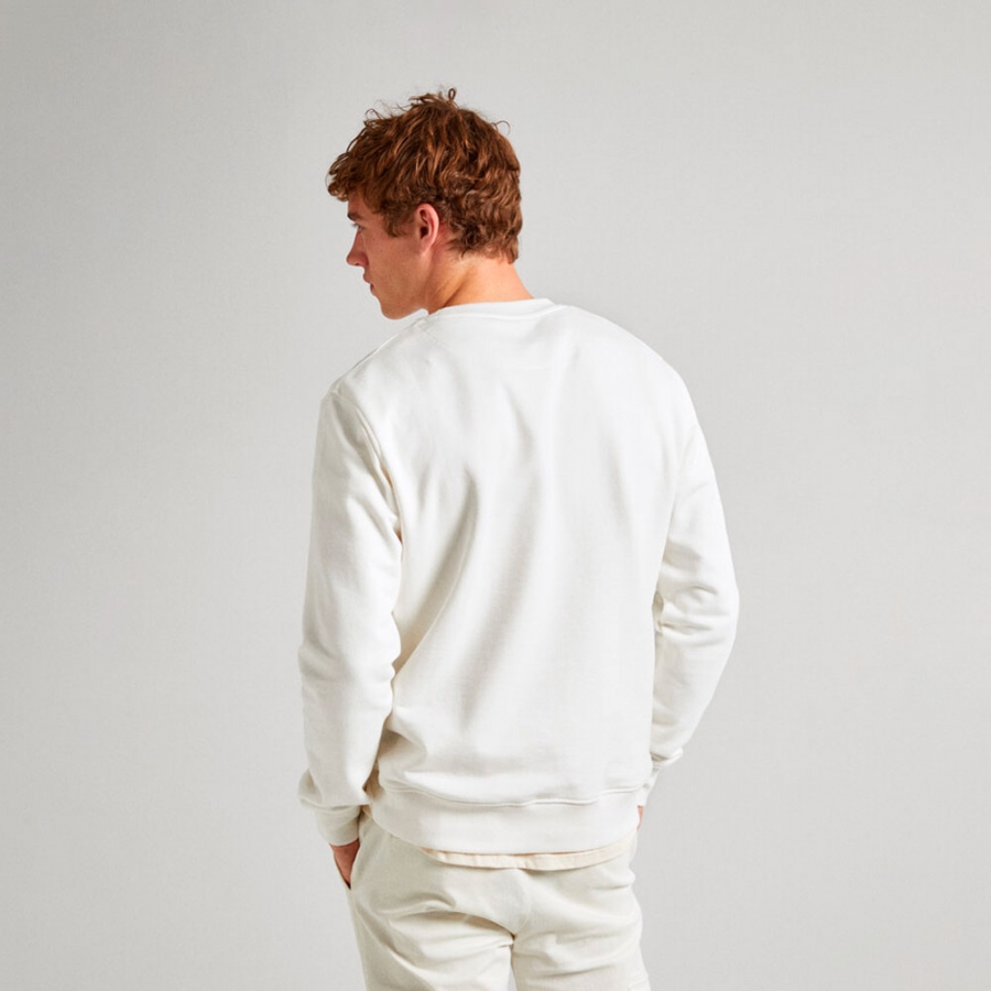 sweatshirt-with-round-neck