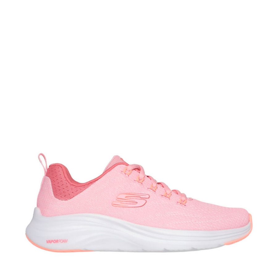 tenis-de-espuma-de-vapor