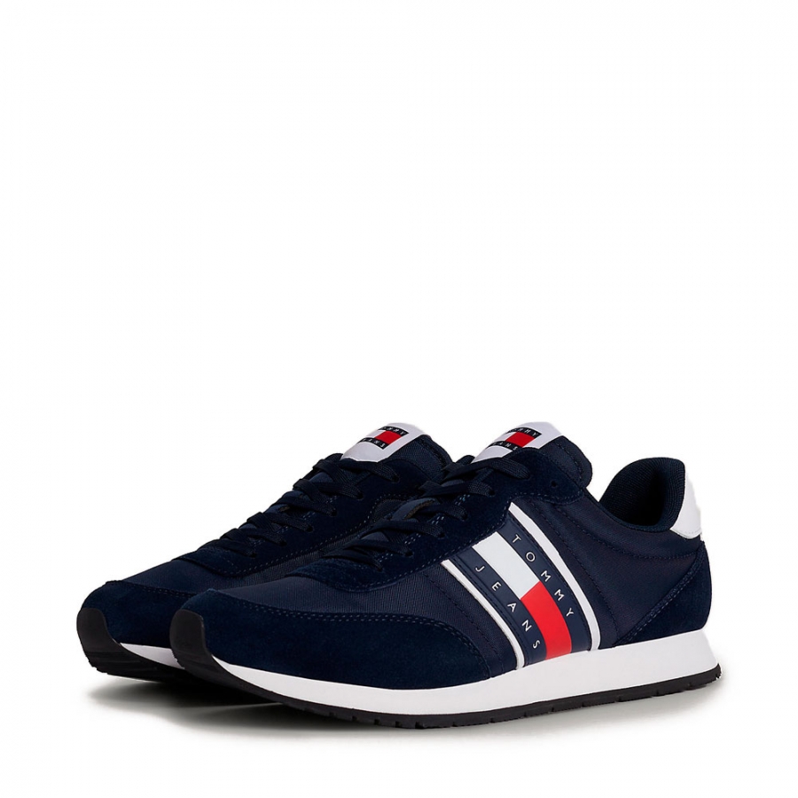 sneakers-de-course-casual-avec-logo