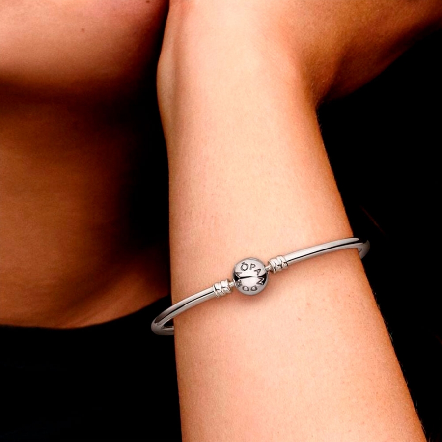 pulsera-pandora-rigida-en-plata-de-ley-59071319