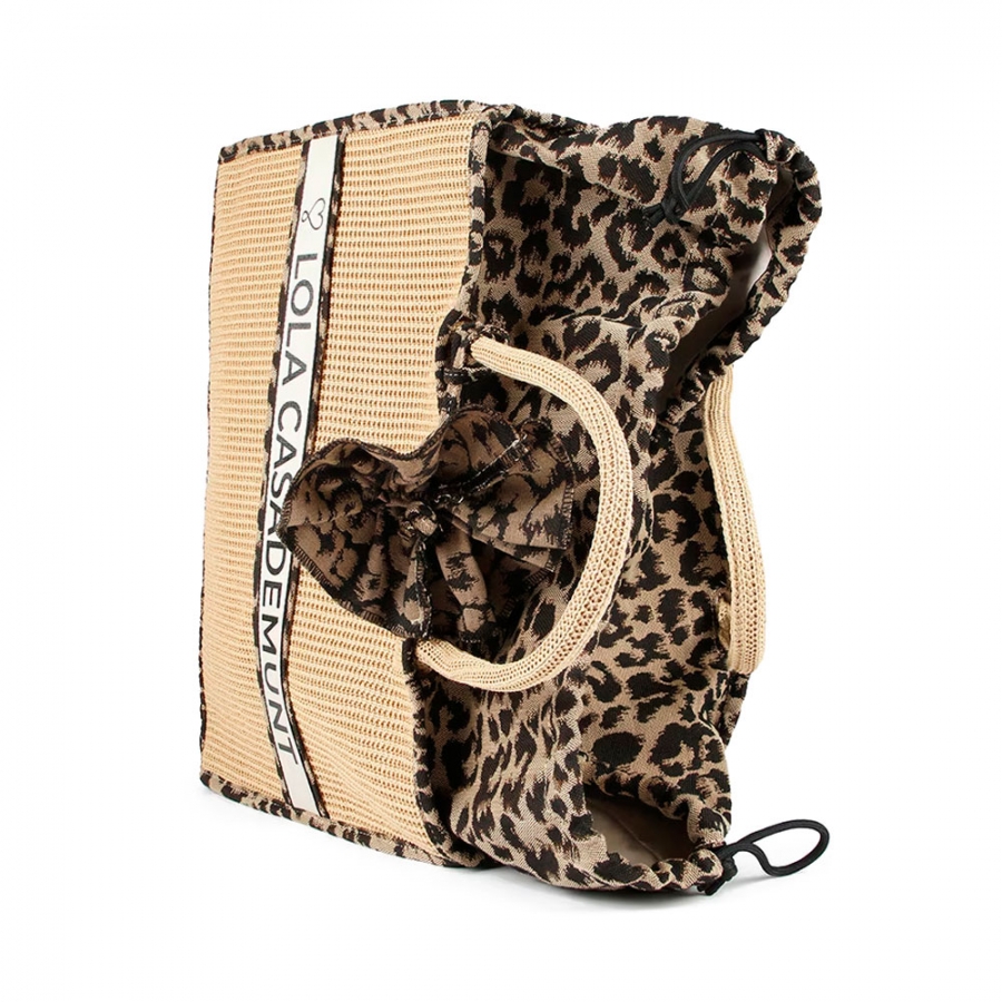 bolso-cesto-playa-con-detalles-en-animal-print