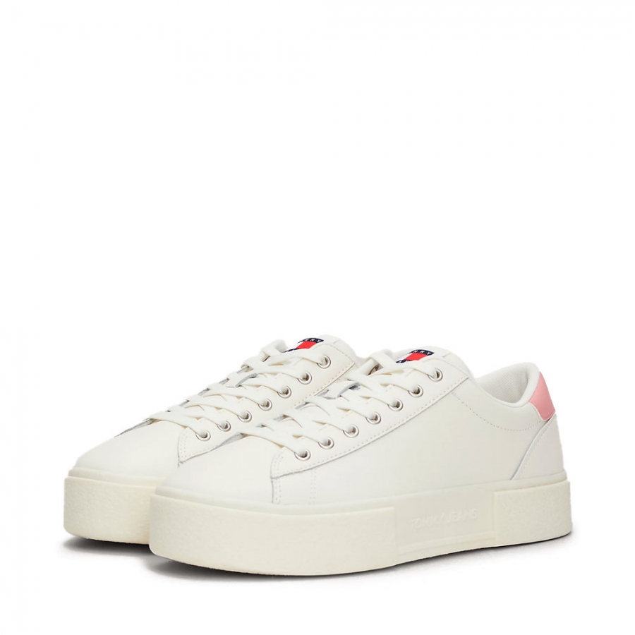 tommy-jeans-zap-en0en02567-ybi-t36-foxing-flatform-white