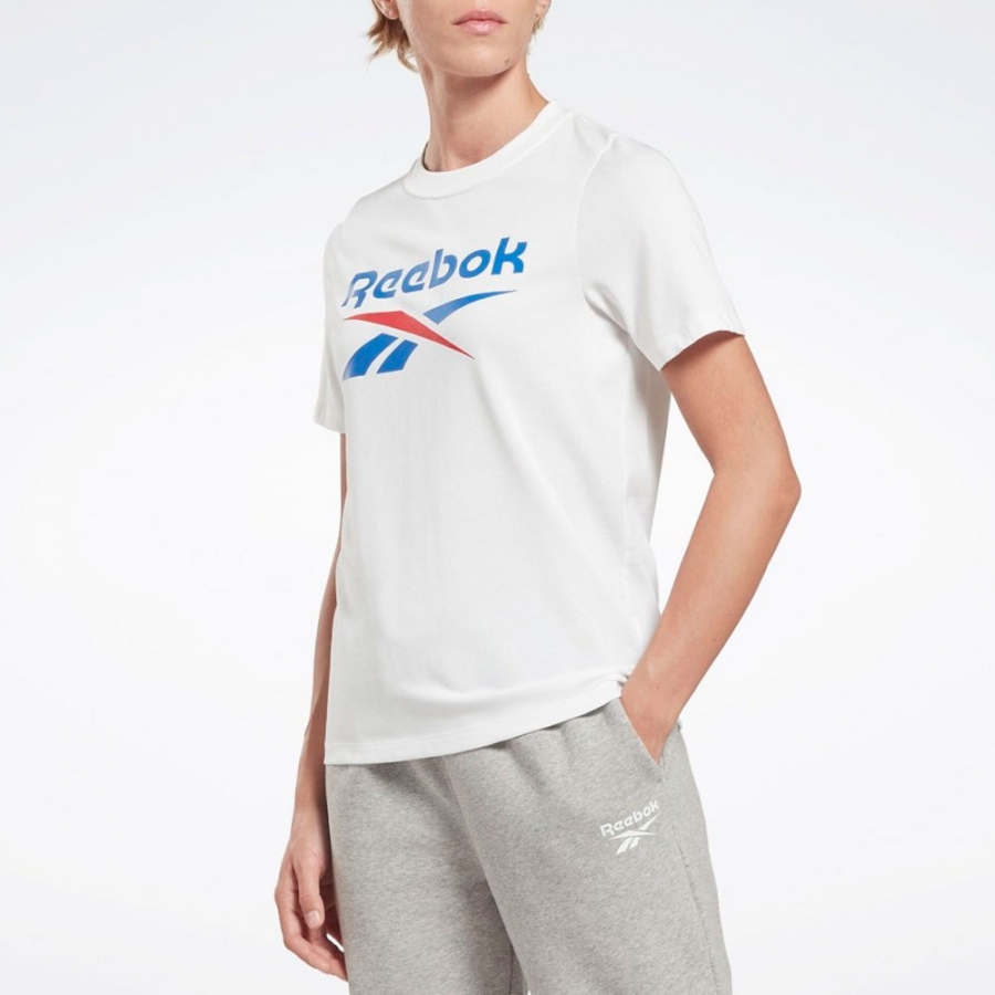 t-shirt-avec-logo