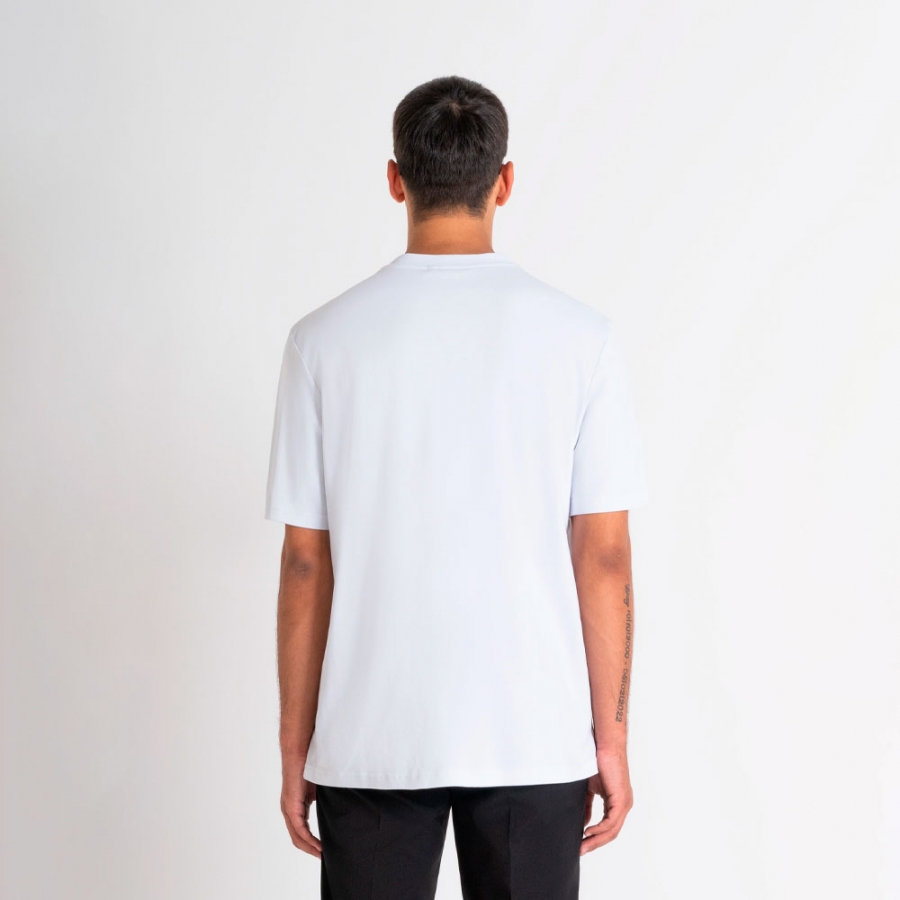 relaxed-fit-t-shirt