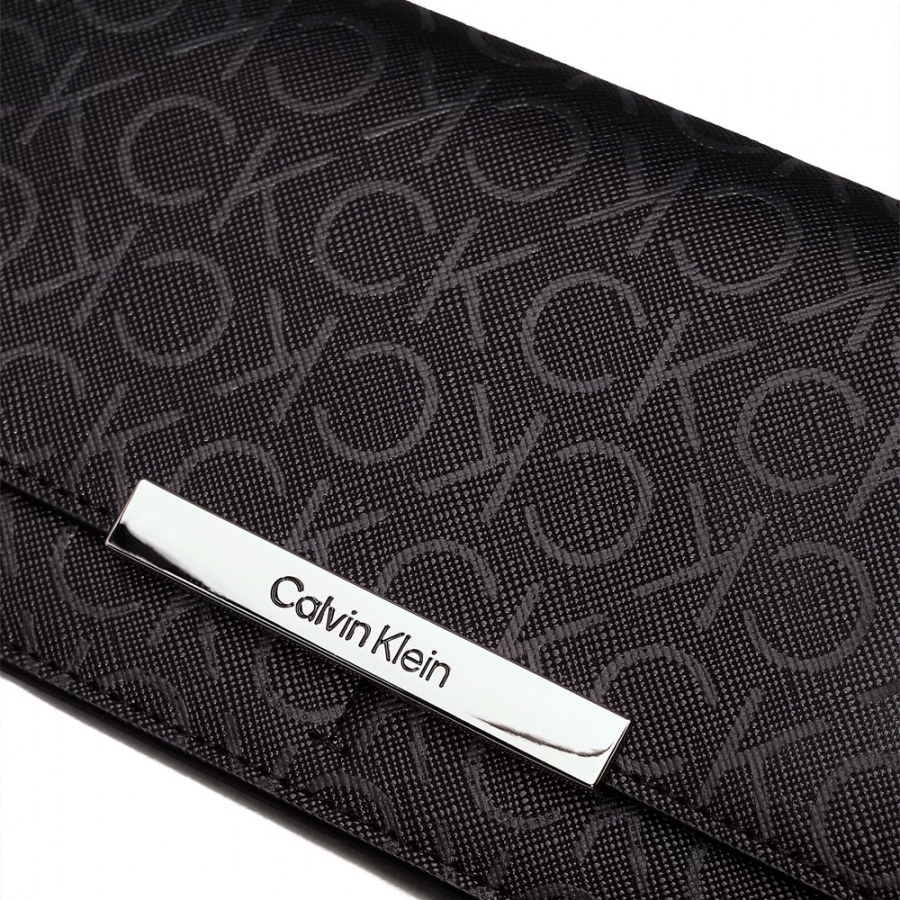 wallet-with-bill-compartment-and-large-purse-with-logo