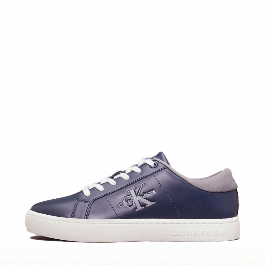 sneakers-basses-classiques-a-semelle-cupsole