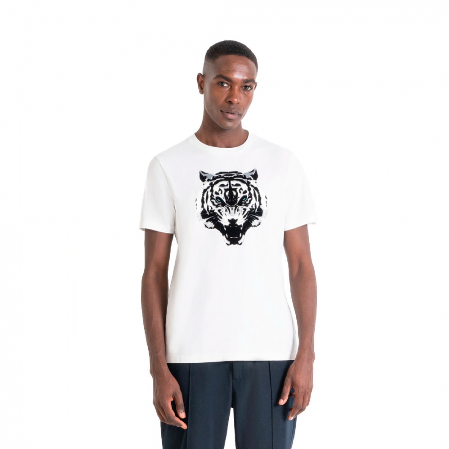 t-shirt-in-normaler-passform-mit-tiger-print