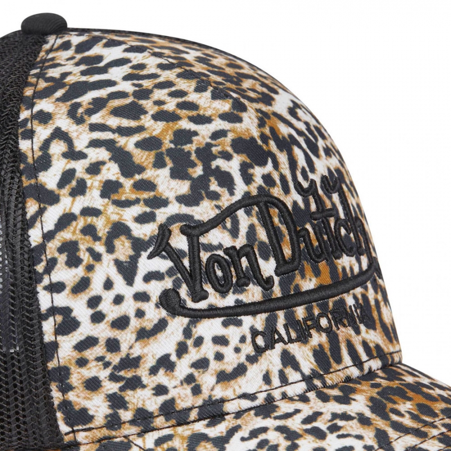 casquette-avec-imprime-animalier