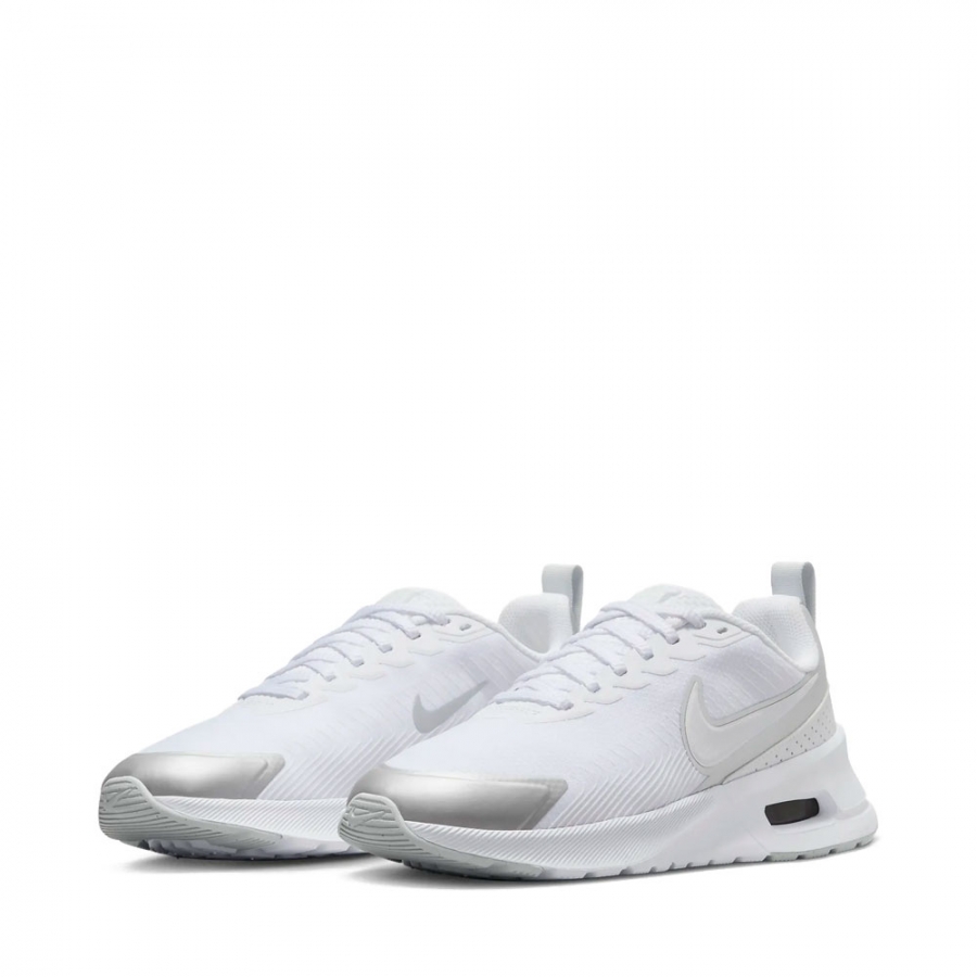 air-max-nuaxis-sneakers