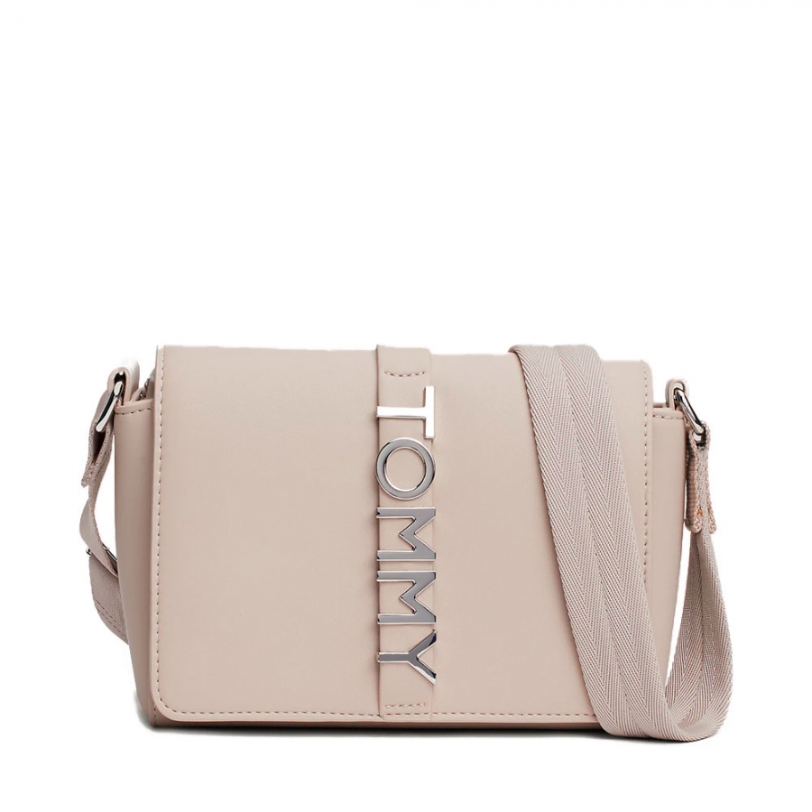 city-crossbody-tasche-mit-klappe-und-logo