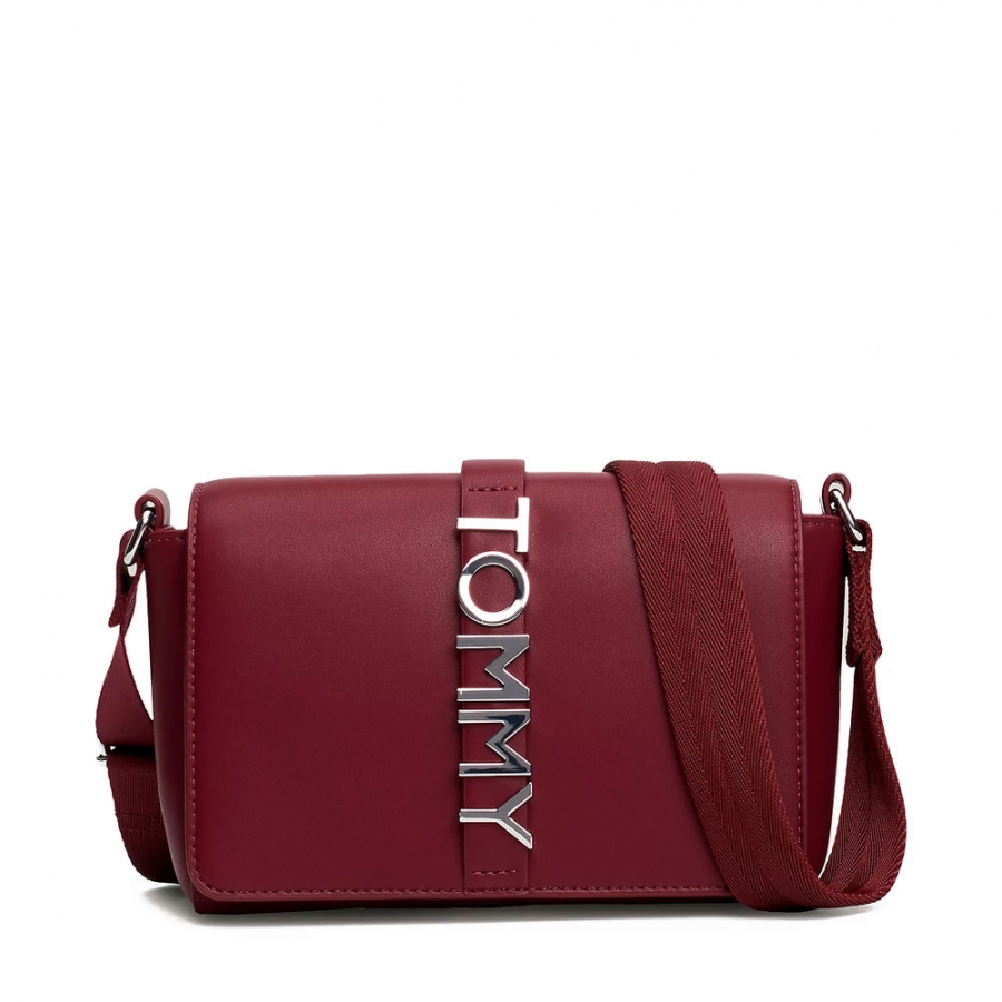 city-shoulder-bag-with-flap-and-logo