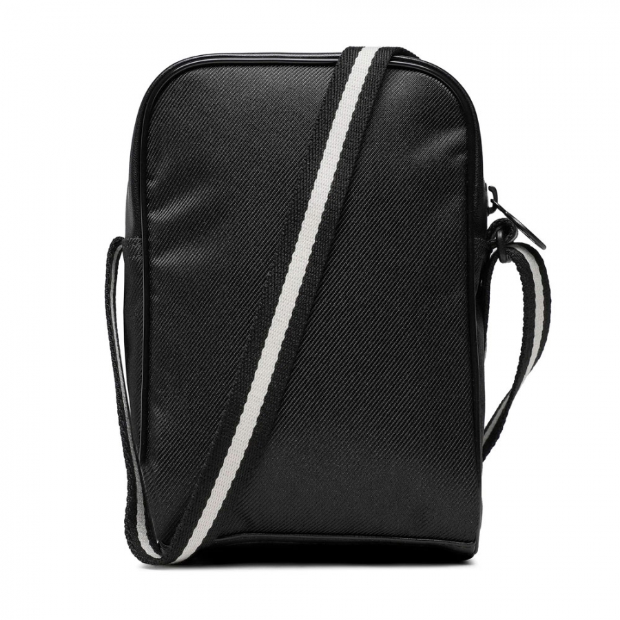 campus-compact-shoulder-bag