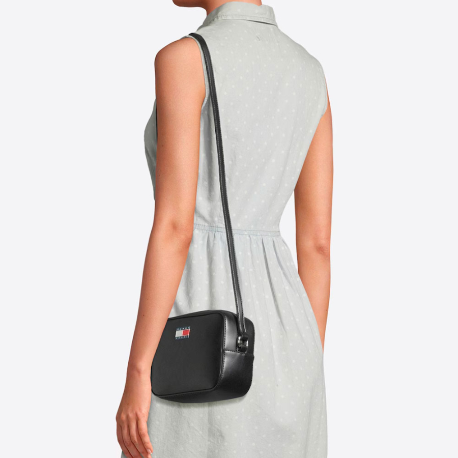 ess-must-camera-shoulder-bag