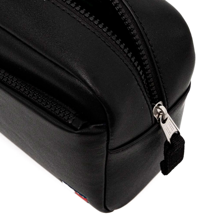 heritage-leather-toiletry-bag