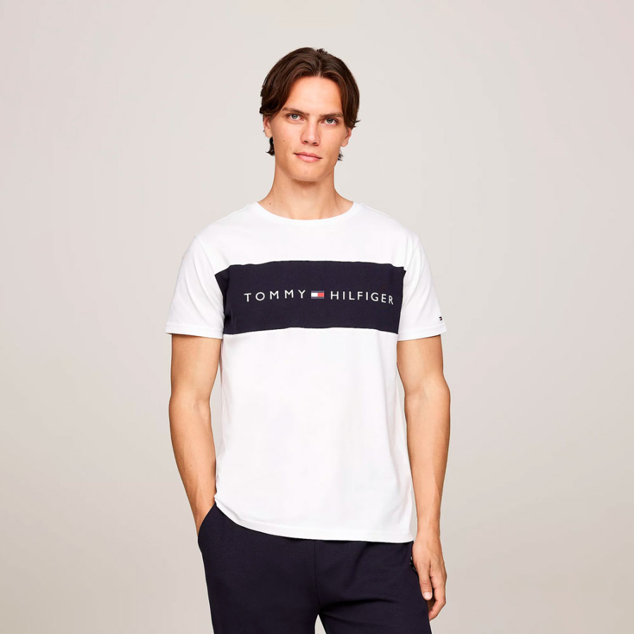 t-shirt-original-avec-design-color-block