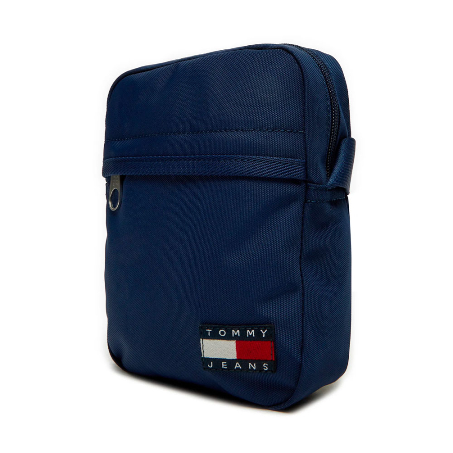 reporter-essential-shoulder-bag-with-logo