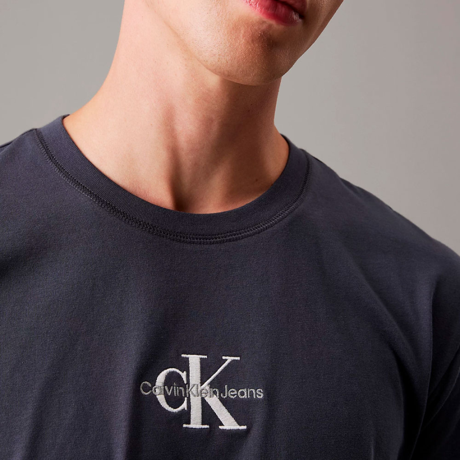 monogramm-t-shirt