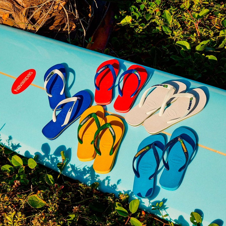 flip-flops-com-logotipo-do-brasil