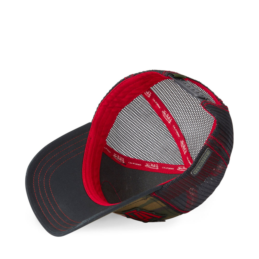 casquette-trucker-avec-ecusson-de-marque