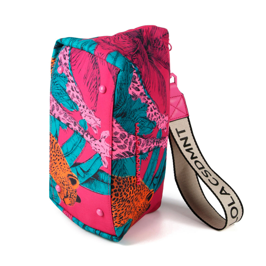 multicolor-animal-print-nylon-toiletry-bag