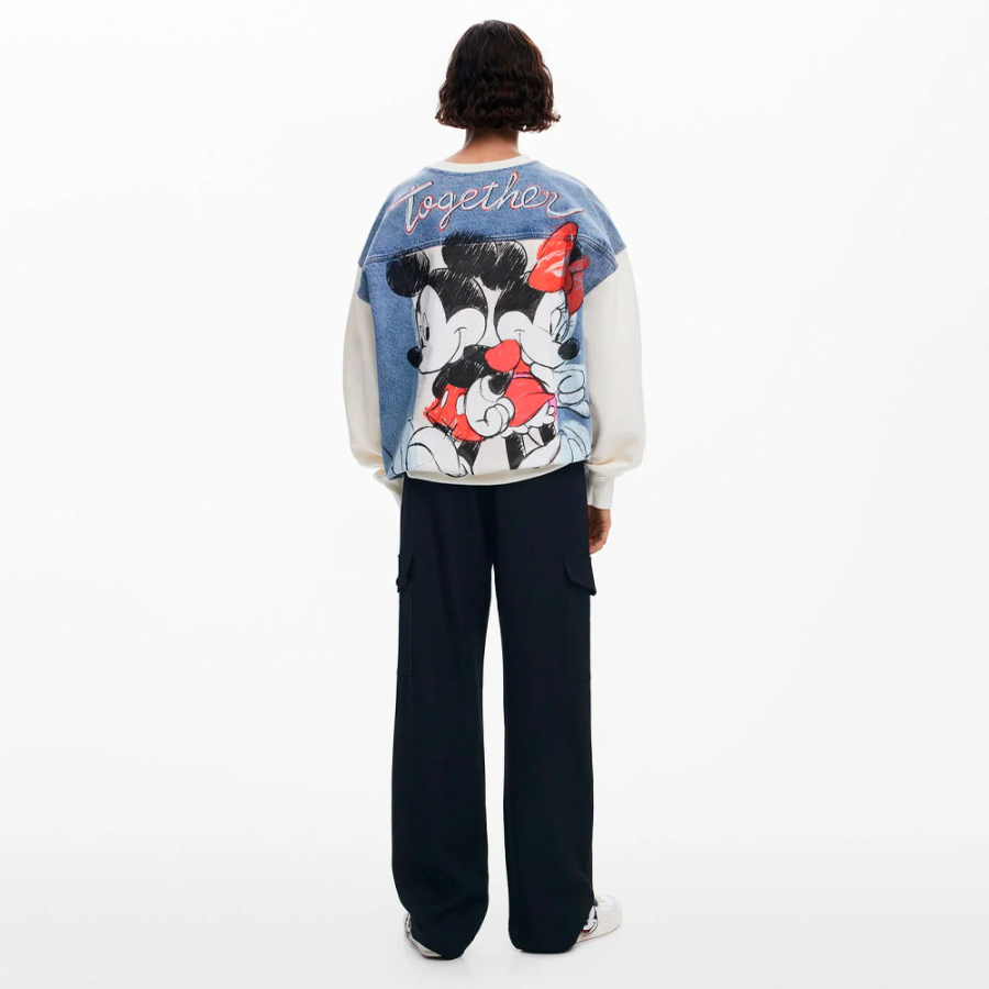 mickey-and-minnie-sweatshirt