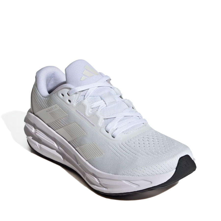 questar-3-running-shoe