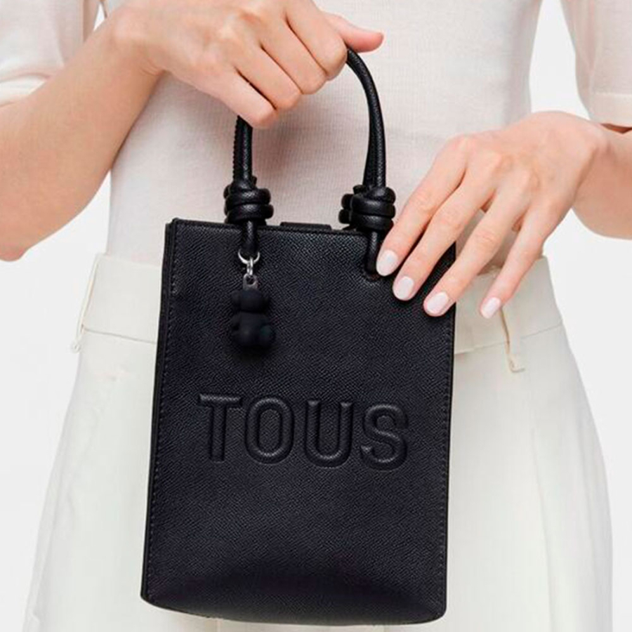 black-pop-mini-bag-with-tous-bear-charm