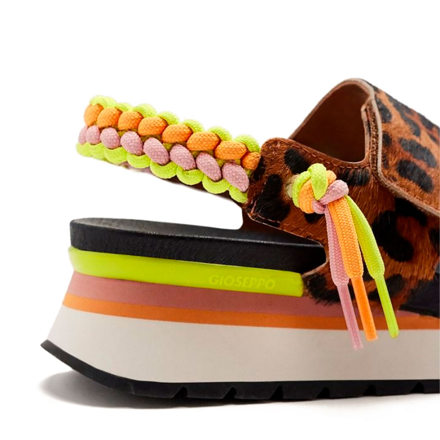 sandalias-deportivas-piel-leopardo-leverett