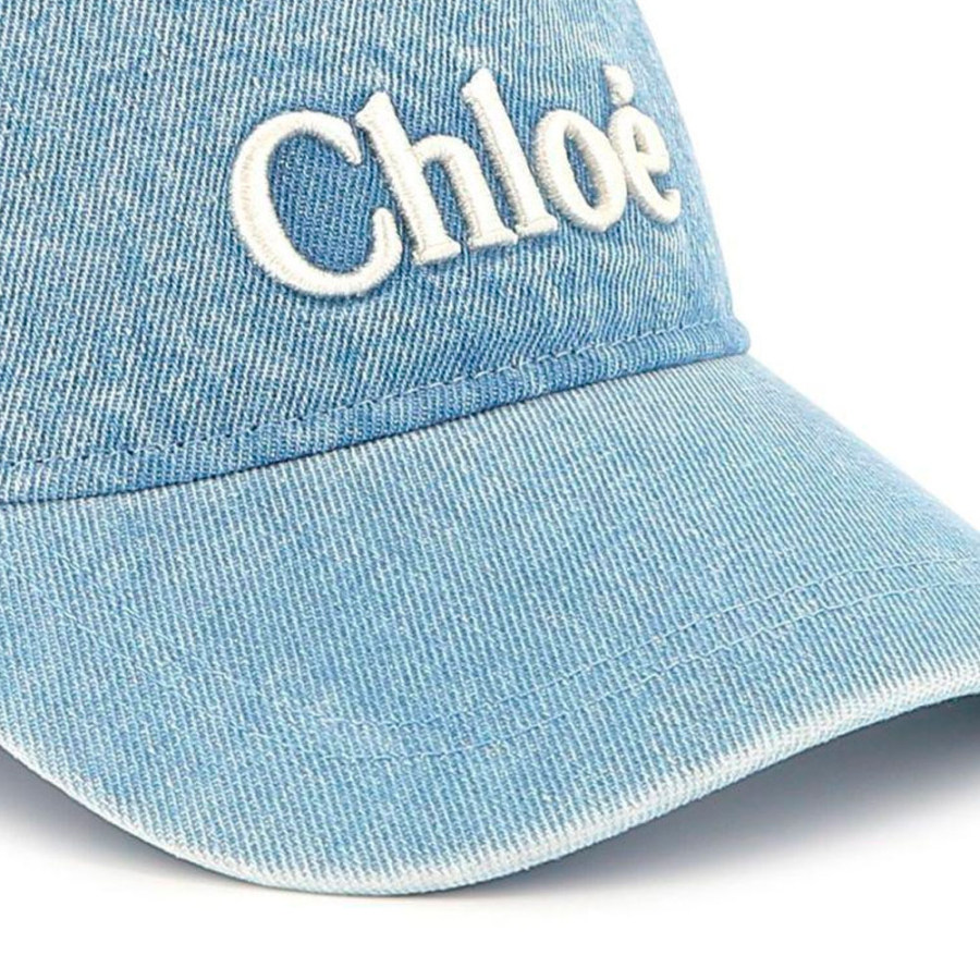 casquette-avec-nom-de-marque-pour-enfants