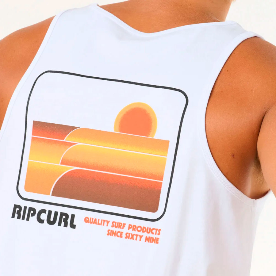 camiseta-surf-revival-peaking